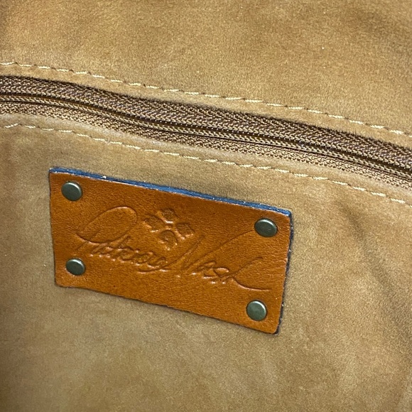 Patricia Nash Tooled Florence Poppy Leather Tote Brown Great Condition - Picture 6 of 9